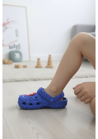 Enoch Erkek Çocuk Spiderman Kahraman Figürlü Ve Üç Boyutlu Prizma Dokulu Anatomik Cross Terlik Mavi Enoch Erkek Çocuk Spiderman Kahraman Figürlü Ve Üç Boyutlu Prizma Dokulu Anatomik Cross Terlik Mavi