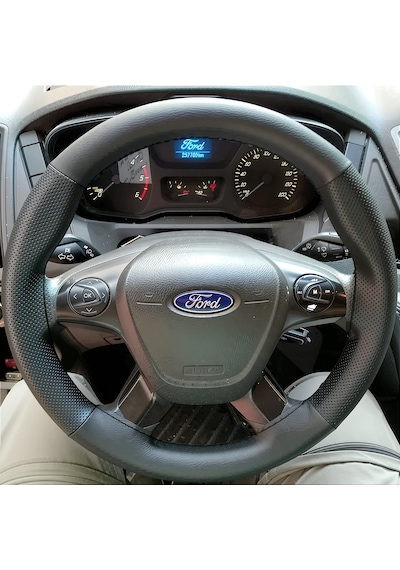 Dikişli Direksiyon Kılıfı Siyah Deri Noktalı Deri Siyah Dikişli Ford Transit 2014 Sonrası Siyah