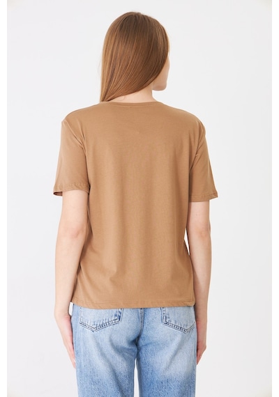 Sortie Collection Eteği Tül Detaylı Silüet Baskılı Basic Tshirt Kapiçino Açık Kahverengi Sortie Collection Eteği Tül Detaylı Silüet Baskılı Basic Tshirt Kapiçino Açık Kahverengi