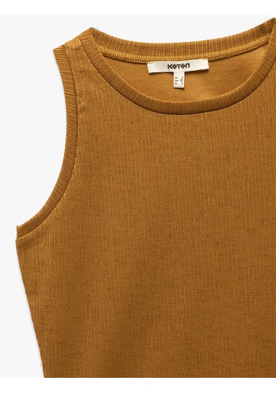 Koton Kolsuz Bisiklet Yaka Slim Fit Basic Atlet Kahverengi 5sak10020uk Kahve
