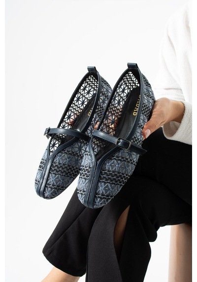 Dabab Shoes Marvena Kadın Lacivert Çapraz Bantlı Dantel Detaylı Şeffaf Dokulu Babet