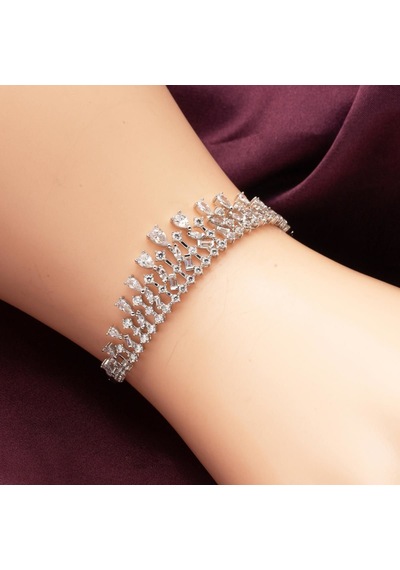 Damlalar Beyaz Altın Üçlü Set 14 Ayar Stpj33610