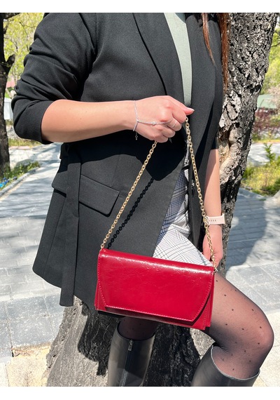 Butikolea Edge Mini Zincir Askılı Portföy Kadın Çantası Kırmızı