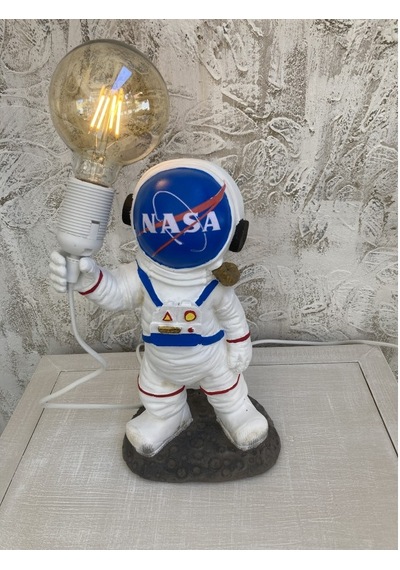 Elinde Ampüllü Astronot, Abajur Heykel
