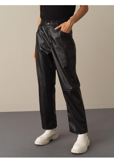 Xint Siyah Regular Fit Deri Görünümlü Pantolon 201133