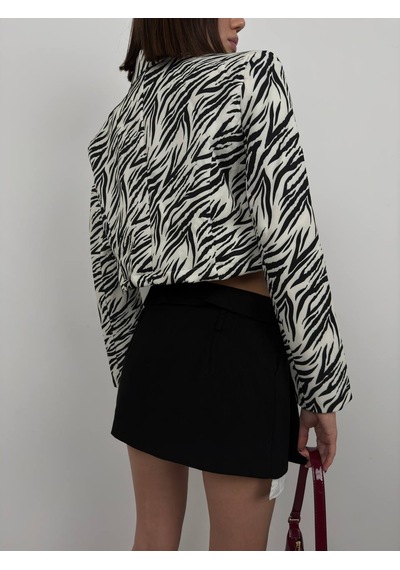 Vuvutasarım Yeni Sezon Desenli Simetrik Katlamalı Yaka Tek Düğme Crop Kadın Blazer Ceket 24s08012 Siyah