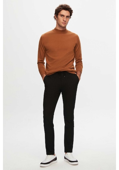 D'S Damat Slim Fit Beli Lastikli Bağcıklı Fermuarlı Likralı Rahat Jogger Pantolon 2HC03ORTJGR01 Siyah D'S Damat Slim Fit Beli Lastikli Bağcıklı Fermuarlı Likralı Rahat Jogger Pantolon 2HC03ORTJGR01 Siyah