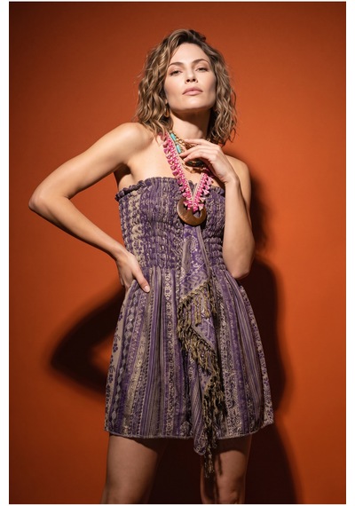Fashion Cocktail Mistik Doğu Bohem Hint İşi Şal Desenli Püsküllü Hindistancevizi Aksesuarlı Bağlamalı Lastikli Simli Kumaş Straples Elbise Mor Fashion Cocktail Mistik Doğu Bohem Hint İşi Şal Desenli Püsküllü Hindistancevizi Aksesuarlı Bağlamalı Lastikli Simli Kumaş Straples Elbise Mor