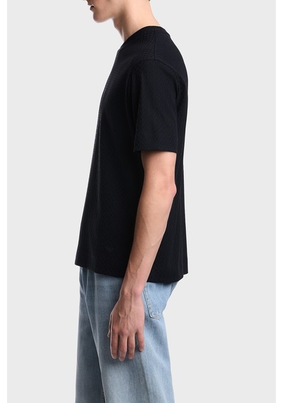 Emporio Armani Jakarlı Regular Fit Bisiklet Yaka T Shirt Erkek T Shirt Em007038 Af10762 Fb561 Lacivert Emporio Armani Jakarlı Regular Fit Bisiklet Yaka T Shirt Erkek T Shirt Em007038 Af10762 Fb561 Lacivert