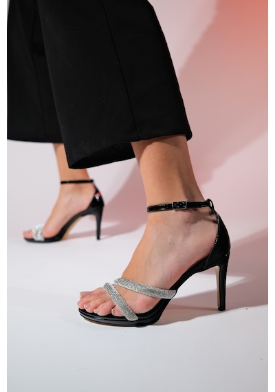 Luvishoes Laredo Siyah Rugan Taşlı Kadın Platform Topuklu Abiye Ayakkabı Luvishoes Laredo Siyah Rugan Taşlı Kadın Platform Topuklu Abiye Ayakkabı