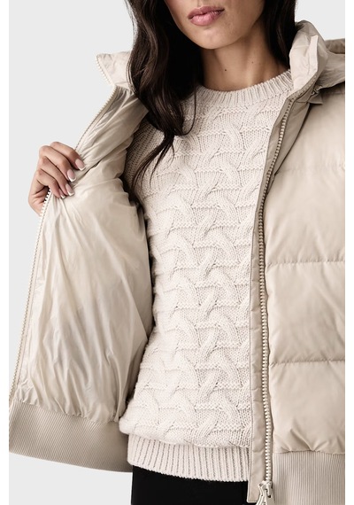 Armani Exchange Kapitoneli Regular Fit Kapüşonlu Yaka Mont Kadın Mont Xw000228 Af12286 U1039 Ekru Armani Exchange Kapitoneli Regular Fit Kapüşonlu Yaka Mont Kadın Mont Xw000228 Af12286 U1039 Ekru