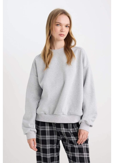 DeFacto Coool Oversize Geniş Kalıp Bisiklet Yaka Basic Düz Kalın Kumaş İçi Yumuşak Tüylü Sweatshirt D9022AXNSGR210 Gri DeFacto Coool Oversize Geniş Kalıp Bisiklet Yaka Basic Düz Kalın Kumaş İçi Yumuşak Tüylü Sweatshirt D9022AXNSGR210 Gri