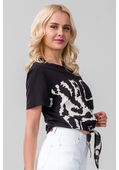 Kadın Bağlamalı Baskılı Viskon Kombinli Likralı Örme Kumaş Sıfır Yaka Tshirt Siyah Kadın Bağlamalı Baskılı Viskon Kombinli Likralı Örme Kumaş Sıfır Yaka Tshirt Siyah