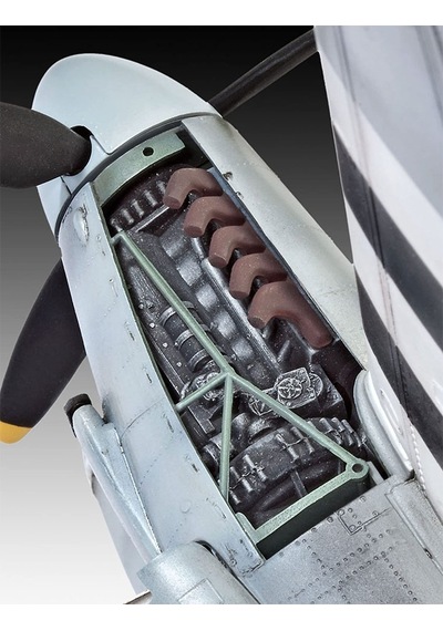 Revell Maket 1:32 De Havilland Mosquito 4758