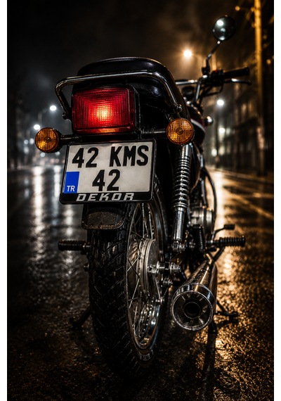 Dekor Yazılı Motosiklet Plakalığı