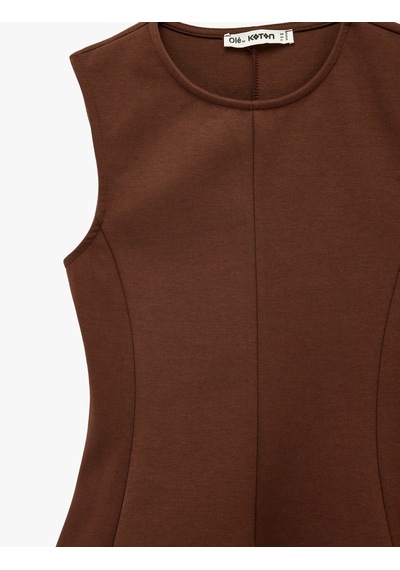 Koton Pamuklu Slim Fit Kolsuz Bisiklet Yaka Bluz Kahverengi 6sal30006ık Kahve