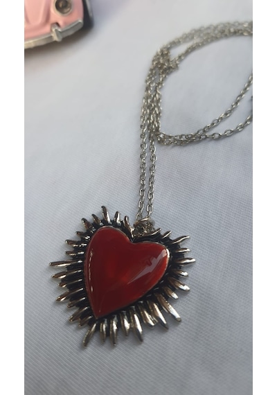Kırmızı Mineli Thorn Heart Kolye Gümüş