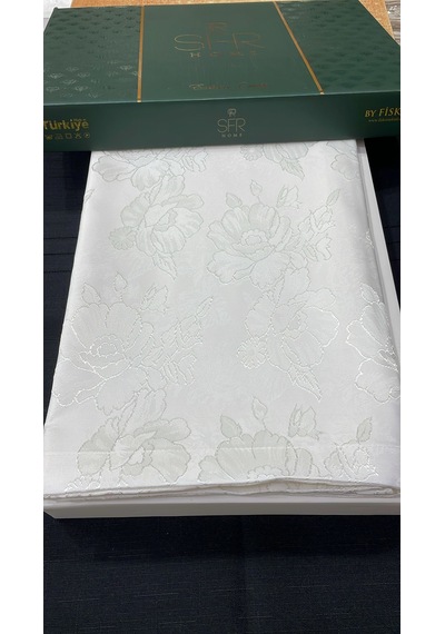 Gülistan Çiçek Desen Leke Tutmaz Yemek Masa Örtüsü 160x220cm Krem