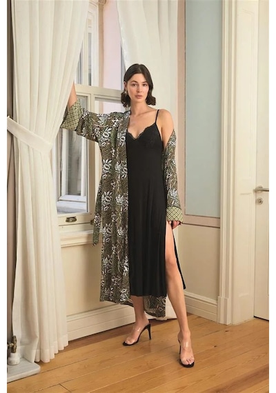 Ang Butik Kadın Çiçek Yaprak Ve Etnik Desenli Dantelli Ve Dekolteli Sabahlık Takımı Siyah