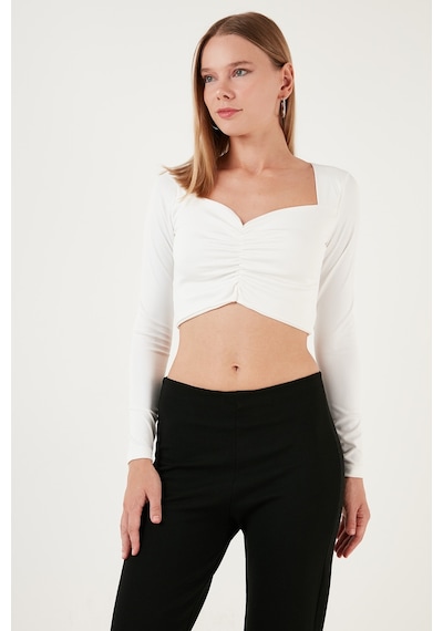 Lela Slim Fit Kalp Yaka Önü Büzgülü Crop Bayan Bluz 5865401 Beyaz Lela Slim Fit Kalp Yaka Önü Büzgülü Crop Bayan Bluz 5865401 Beyaz