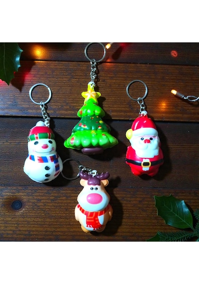 Yüksek Kalite 4 Adet Mini Sukuşi Anahtarlık Noel Baba Yılbaşı Ağacı Kardan Adam Geyik Noel Hediyesi