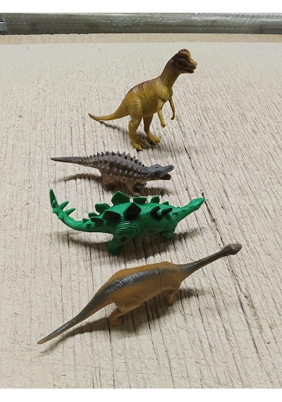 Plastik Oyuncak Dinozor Seti 4 Adet 10 Cm Ve 15 Cm Dinazor Hayvan Figürü 09750577