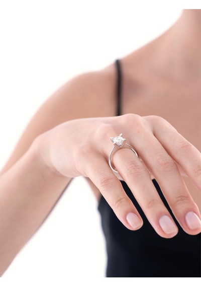 1,00 Karat F Renk Hrd Sertifikalı Tektaş Pırlanta Yüzük-798