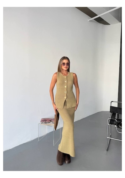 Kechi Woman Gold Aksesuarlı Etekli Triko Takım Haki