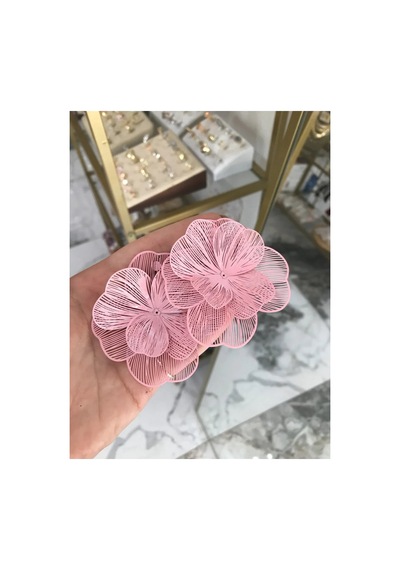 Metal Çizgili Çiçek Model Küpe Pembe 57620490