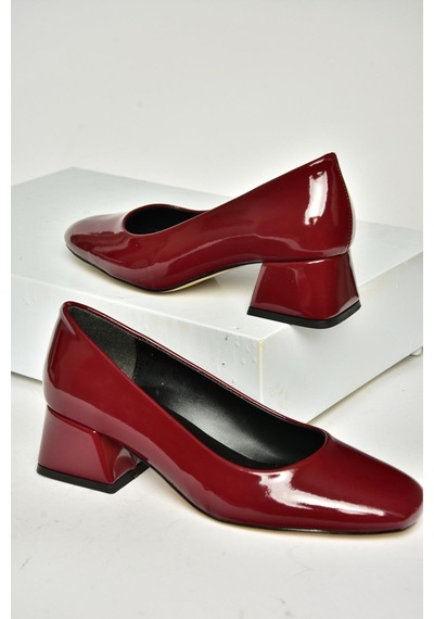 Fox Shoes T752827008 Bordo Rugan Alçak Topuklu Kadın Ayakkabı Bordo