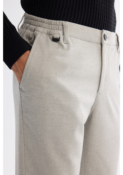 Avva Erkek Açık Gri Yanı Lastikli Diyagonal Elastan Desenli Relaxed Fit Pantolon A42y3083 Avva Erkek Açık Gri Yanı Lastikli Diyagonal Elastan Desenli Relaxed Fit Pantolon A42y3083