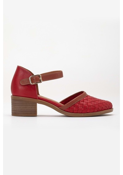 Analin Shoes Kadın Hakiki Deri Burnu Kapalı Örgülü Sandalet Kırmızı