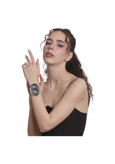 Kadın Lak Gümüş Renk Kaplama Ayarlanabilir Açık Bant Spiral Figürlü Bileklik Gümüş