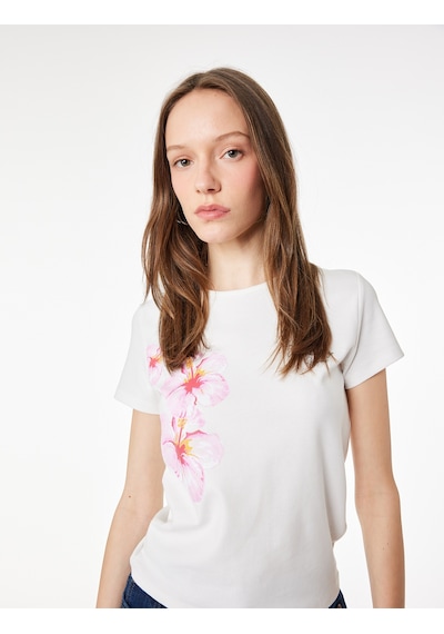 Koton Slim Fit Kısa Kollu Bisiklet Yaka Pamuklu Hibiskus Baskılı Tişört Ekru 6sal10740ık