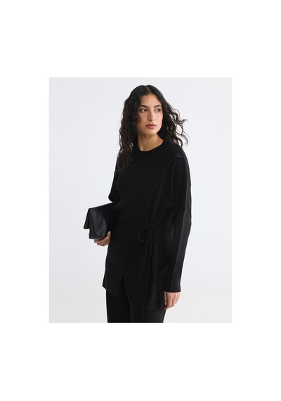 LC Waikiki Alıta Cıty Farkıyla Lcw Modest Siyah Triko Düz Loose & Bol Kadın Tunik Siyah - 931123284 Siyah LC Waikiki Alıta Cıty Farkıyla Lcw Modest Siyah Triko Düz Loose & Bol Kadın Tunik Siyah - 931123284 Siyah
