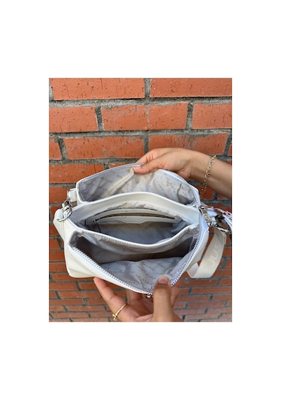 Just Polo Kadın Premium Şal Detaylı Yumuşak Deri Ayarlanabilir Askılı Çapraz El Ve Omuz Çantası Ebat : 28 X 18 Cm Krem