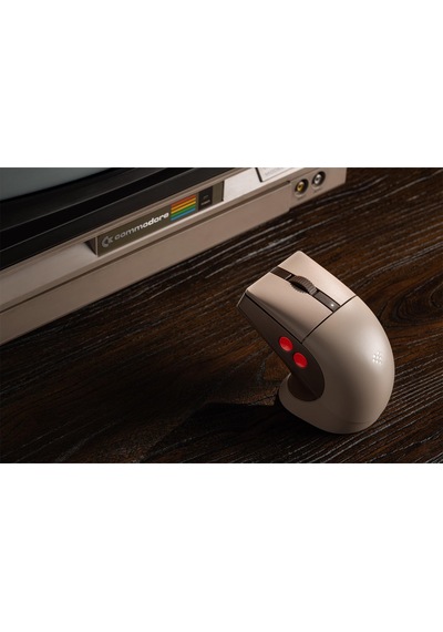 Retro Mouse - R8 C64 Edıtıon