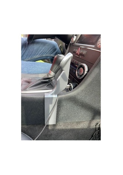 Mercedes Benz Slk R171 İçin Manyetik Telefon Tutucu