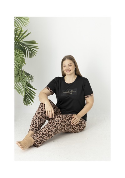 Estiva Kadın Kaplan Alt Desenli Kısa Kollu Soft Battal Pijama Takımı Çok renkli