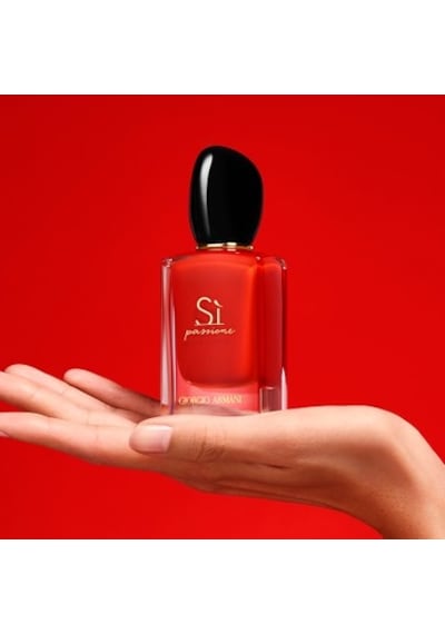 100 Ml Kadın Parfümü İle Feminen Ve Güçlü Koku Amber