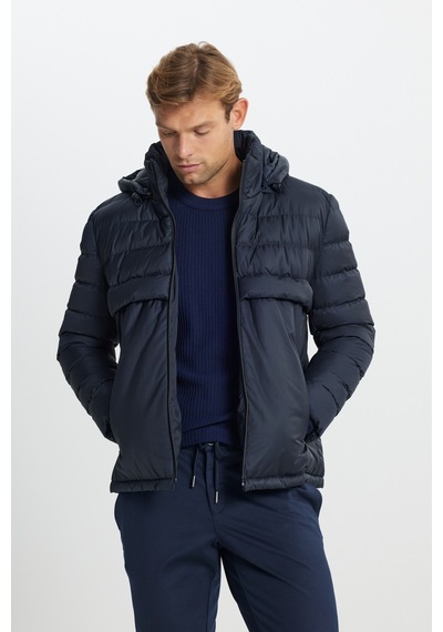 AC&Co / Altınyıldız Classics Erkek Lacı Standart Fit Normal Kesim Çıkma Kapüşon Dik Yaka Yan Cepli Mont Lacivert AC&Co / Altınyıldız Classics Erkek Lacı Standart Fit Normal Kesim Çıkma Kapüşon Dik Yaka Yan Cepli Mont Lacivert