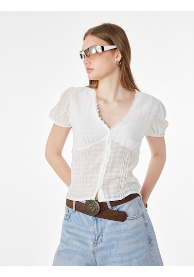 Koton Slim Fit V Yaka Dantel Detaylı Pamuk Viskon Karışımlı Düğmeli Kısa Balon Kol Bluz Beyaz 6sal60186ıw Koton Slim Fit V Yaka Dantel Detaylı Pamuk Viskon Karışımlı Düğmeli Kısa Balon Kol Bluz Beyaz 6sal60186ıw