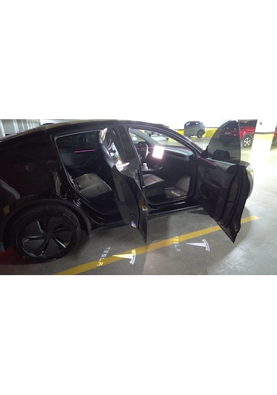 Tesla Model 3 Kapı Altı Hayalet Logo