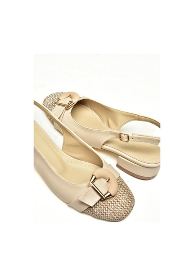 Fox Shoes U676235309 Ten Alçak Topuklu Kadın Ayakkabı Ten