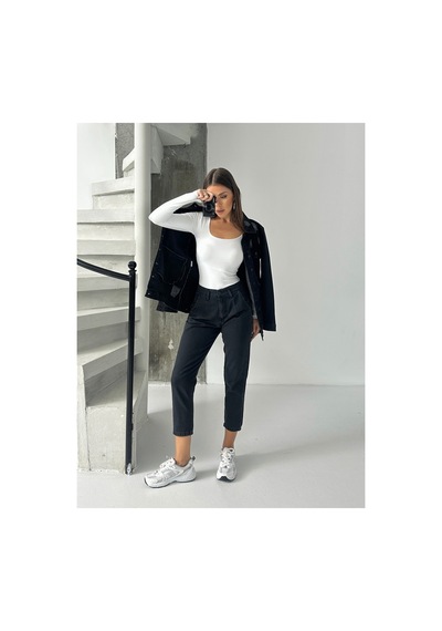 Blue Marlin Pileli Kuşaklı Mom Jeans Siyah