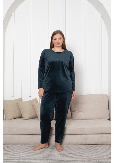 Büyük Beden Kırmızı Likralı Soft Kadife Pijama Takımı Yeşil