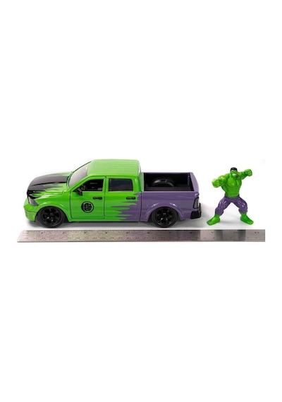 1:24 Marvel Avengers 2014 Ram 1500 Model Araba Ve Hulk Figür