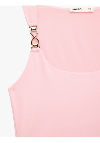 Koton Krep Scuba Kumaş Kolsuz U Yaka Metal Aksesuar Detaylı Bluz Pembe 6sak10019uk Gül