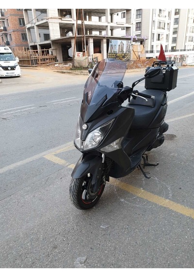 Motocam Sym Joymax 250 İ Ön Cam 2015-2016 Model 65cm Füme Renkli 4mm Aparatsız