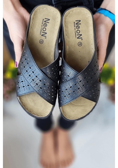 Neon Shoes Kadın Günlük Hasır Desenli Terletmeyen Anatomik Ortopedik Taban Anne Dışarı Ev Terliği 001